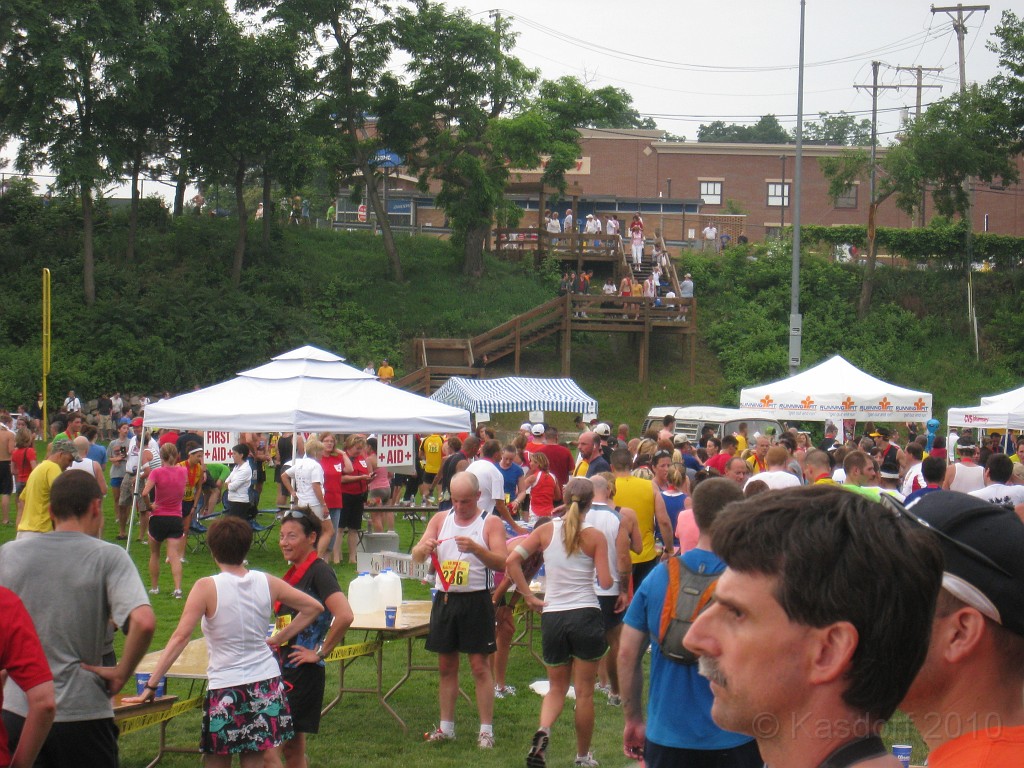 Solstice 10K 2010-06 0220.jpg - The 2010 running of the Northville Michigan Solstice 10K race. Six miles of heat, humidity and hills.